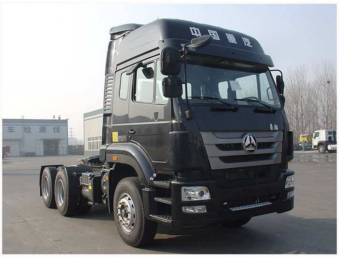 HOWO NX 6X4 Tractor Truck