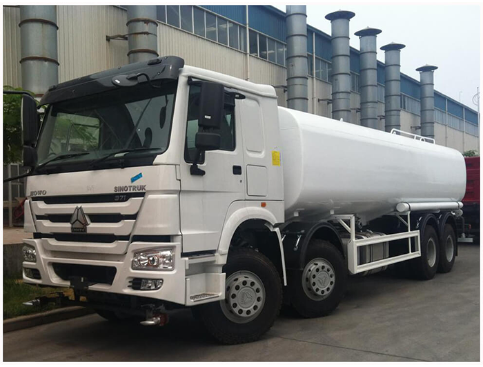 HOWO Water Tank Truck
